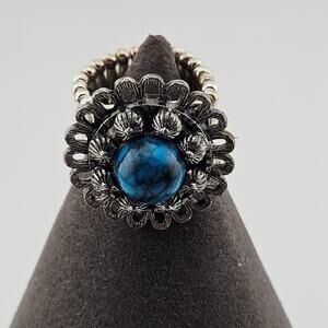 Silver Tone Boho Medallion Stretch Ring Turquoise Blue Tone Center Western Artsy